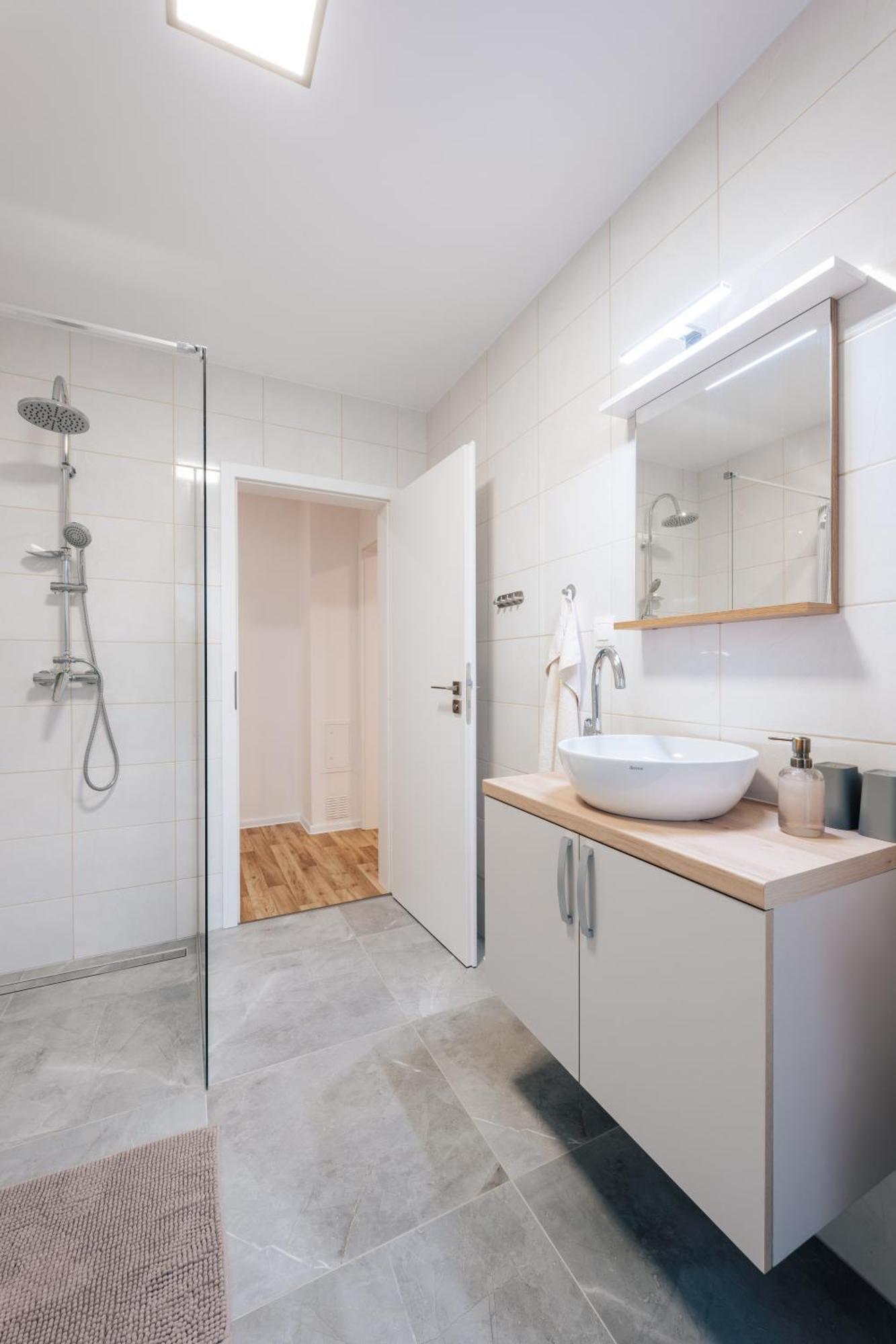 Apartman U Sklepu Sardice Exterior photo